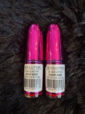 Revolution Lipstick - Metallic Fuchsia Tubes